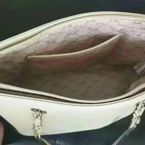 Aldo Tote Chain Bag Bone Color - Picture 13 of 13